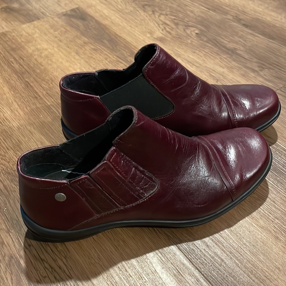 Romika Chelsea Cap Toe Booties